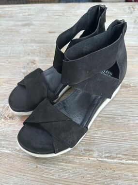 Eileen Fisher Black Tumbled Leather Crisscross Sport Wedge Platform Sandals Sz 7